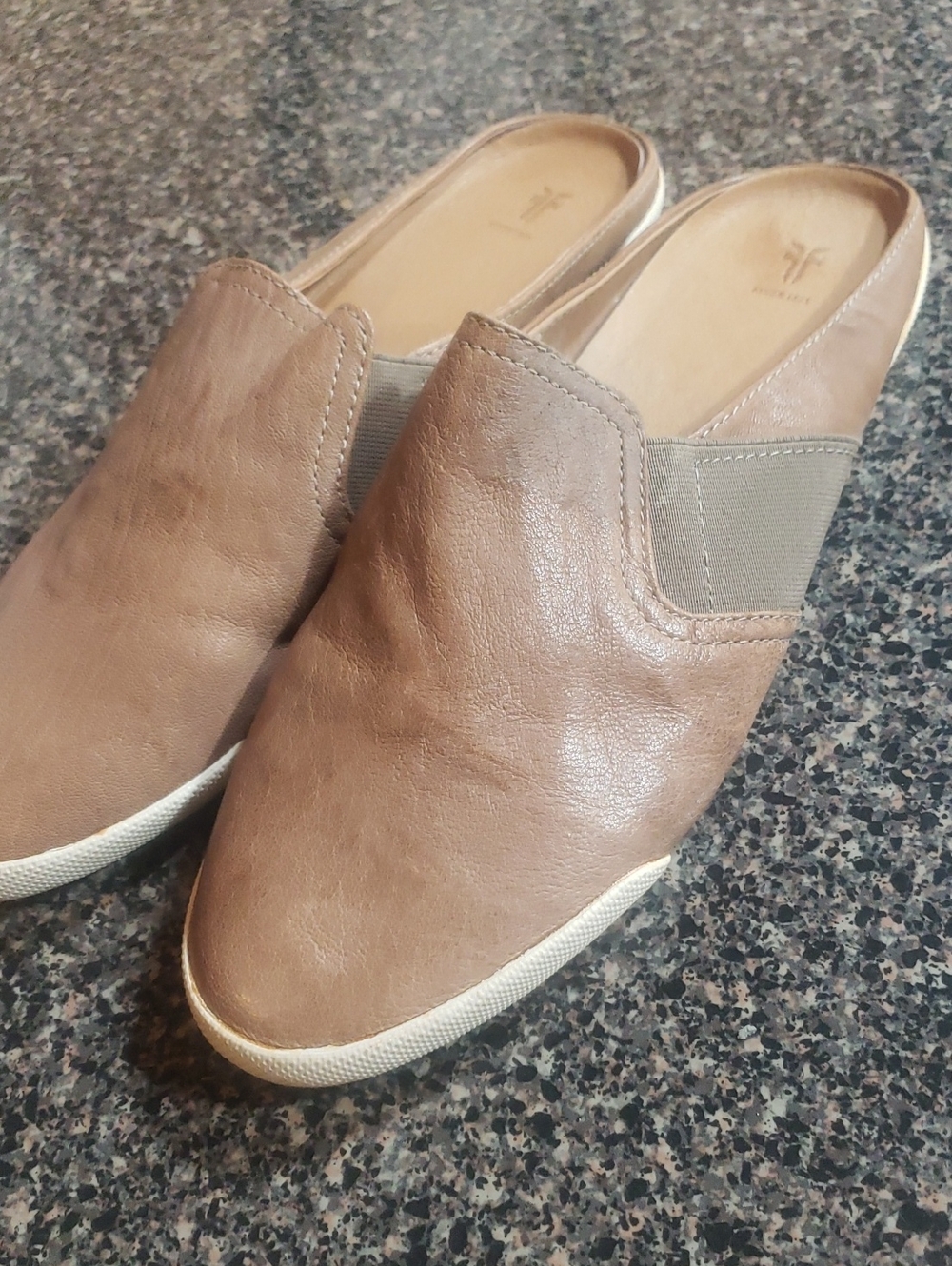 Frye Melaine Tan Slip On Mule  Leather Shoe Open Back Size 9